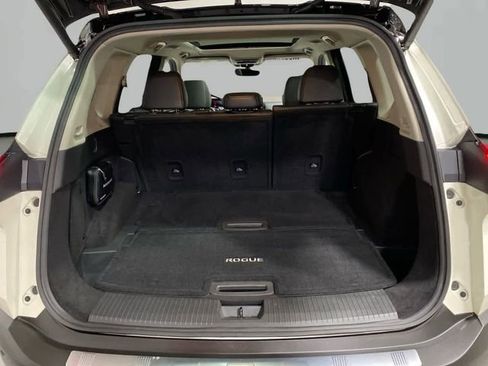 Certified 2023 Nissan Rogue SL w/ SL Premium Package image 25
