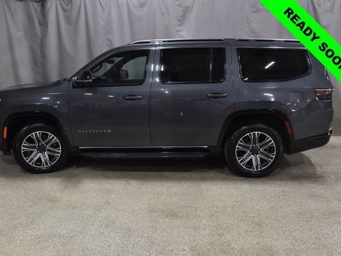 Certified 2024 Jeep Wagoneer Series II w/ Flexible Seating Group AWD/4WD image 6