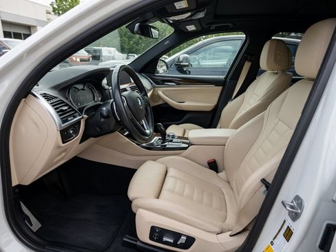 Used 2019 BMW X3 xDrive30i w/ Premium Package AWD/4WD image 2