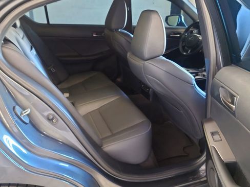 Used 2022 Lexus IS 350 F Sport image 8