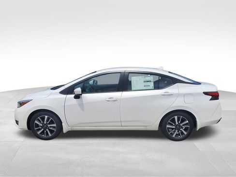 New 2025 Nissan Versa SV w/ Trunk Package FWD image 3
