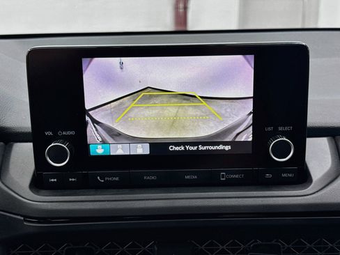 Used 2023 Honda Accord LX image 21