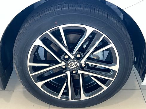 New 2026 Toyota Camry XLE w/ Premium Plus Package AWD/4WD image 4