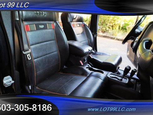Used 2011 Jeep Wrangler Unlimited 70th Anniversary w/ Connectivity Group AWD/4WD image 20