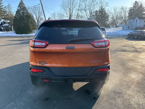 Used 2015 Jeep Cherokee Trailhawk w/ Comfort/Convenience Group image 4