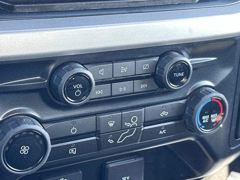 Used 2024 Ford F250 XLT image 19