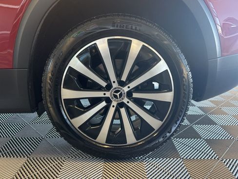 Used 2020 Mercedes-Benz GLB 250 GLB 250 image 9