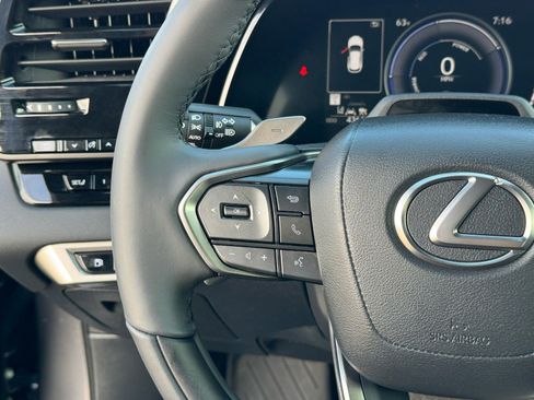 Used 2023 Lexus RX 350h w/ Accessory Package (Z1) image 21