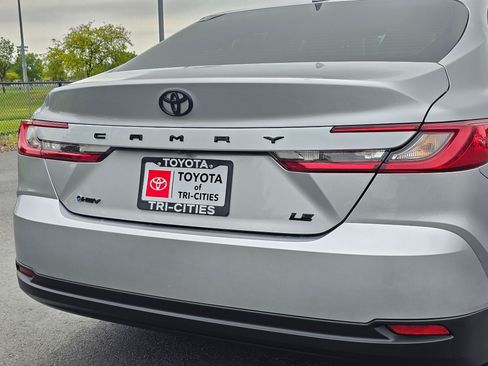 Used 2026 Toyota Camry LE w/ Preferred Package 2 (TMS) FWD image 13
