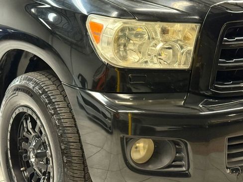 Used 2013 Toyota Sequoia SR5 image 6