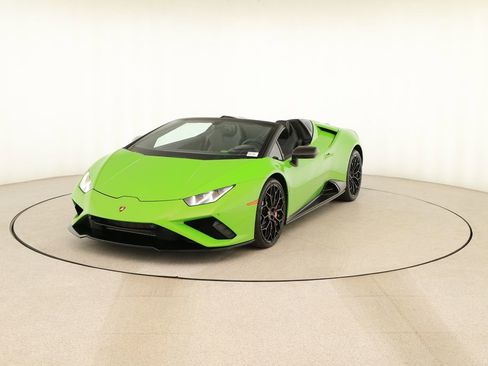 Used 2021 Lamborghini Huracan EVO image 12