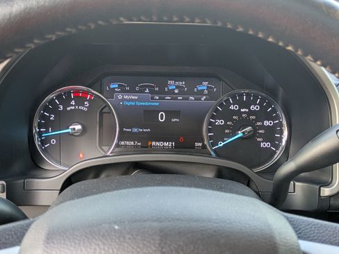 Used 2019 Ford F250 Lariat w/ Lariat Ultimate Package image 21