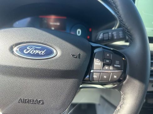 New 2026 Ford Escape SE w/ PHEV Premium Package FWD image 20