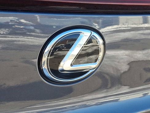 Used 2023 Lexus UX 250h F Sport image 30