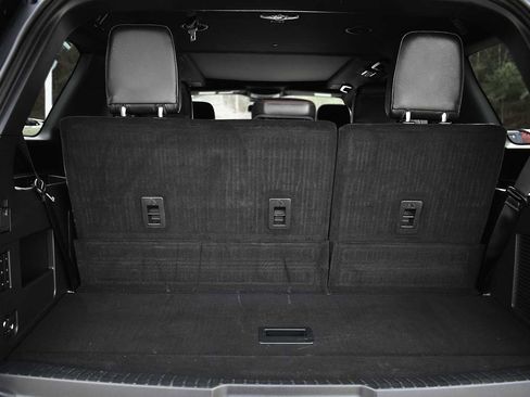 Used 2024 Ford Expedition Limited image 8