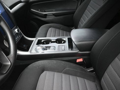 Used 2023 Ford Edge SE AWD/4WD image 21
