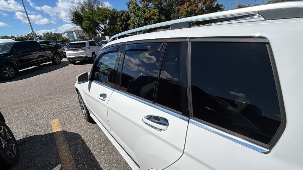 Used 2015 Mercedes-Benz GLK 350 2WD image 11