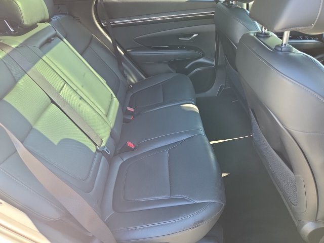 Used 2023 Hyundai Tucson Limited AWD/4WD image 17