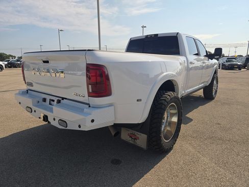 Used 2026 RAM 3500 Longhorn AWD/4WD image 3