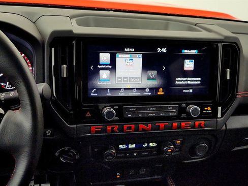 Used 2025 Nissan Frontier PRO-4X image 16