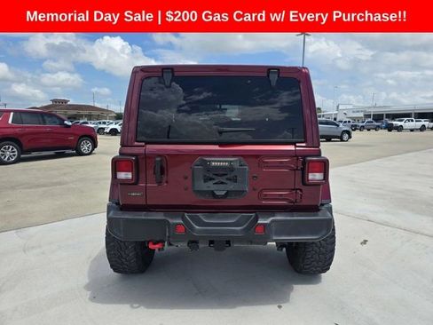 Used 2022 Jeep Wrangler Unlimited Rubicon w/ Cold Weather Group AWD/4WD image 4