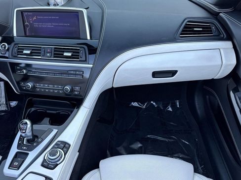 Used 2013 BMW M6 Convertible RWD image 29