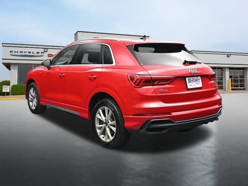 Used 2024 Audi Q3 2.0T Premium AWD/4WD image 3