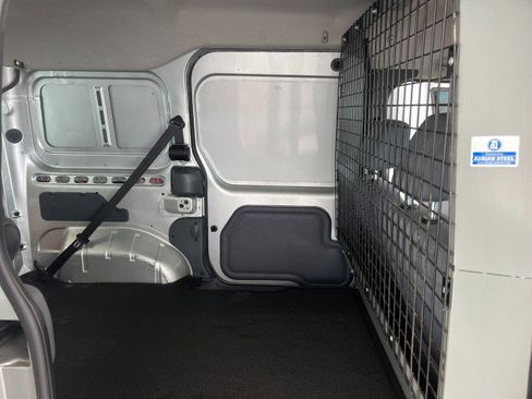 Used 2012 Ford Transit Connect XLT image 33