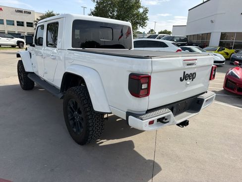 Used 2023 Jeep Gladiator Overland AWD/4WD image 4