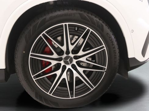 New 2026 Mercedes-Benz GLC 43 AMG 4MATIC image 10