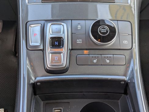 Used 2022 Hyundai Santa Fe SEL w/ Convenience Package FWD image 18