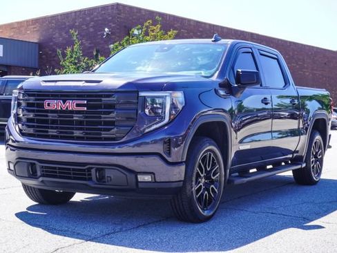 Used 2023 GMC Sierra 1500 Elevation AWD/4WD image 4