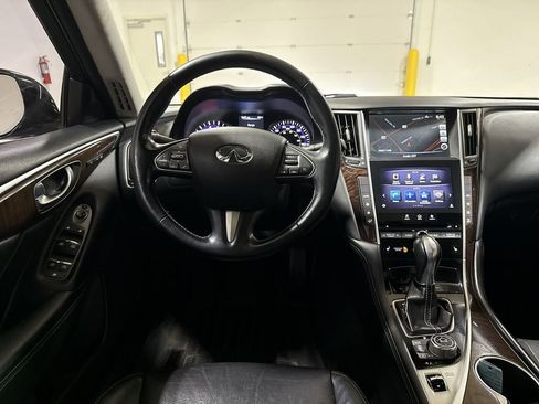 Used 2014 INFINITI Q50 Premium w/ Deluxe Touring Package image 11
