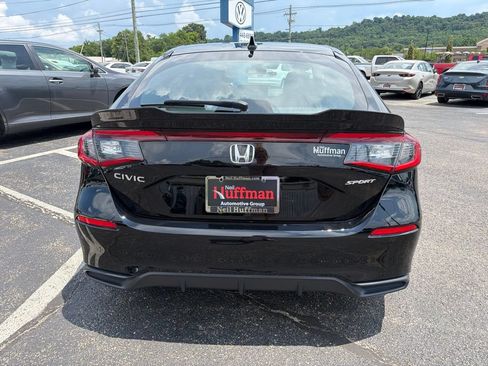 Used 2024 Honda Civic Sport image 6