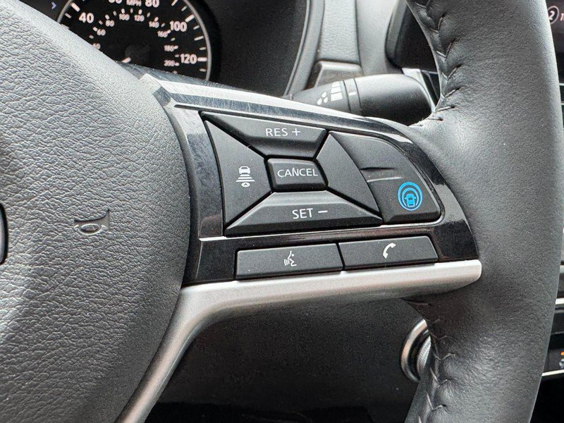 Used 2024 Nissan Altima 2.5 SV w/ SV Premium Package FWD image 17