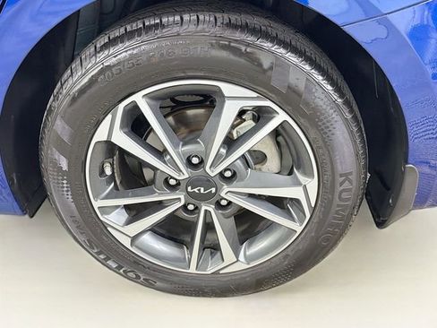 Used 2024 Kia Forte LXS FWD image 29