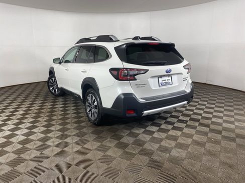 Certified 2025 Subaru Outback Touring XT image 9