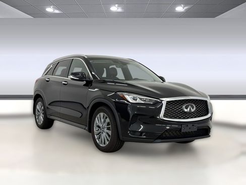 Used 2023 INFINITI QX50 Luxe AWD/4WD image 7