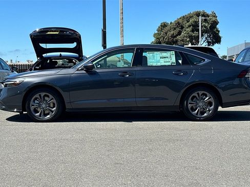 New 2025 Honda Accord EX-L image 6