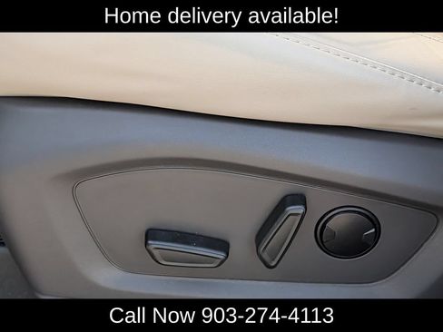 Used 2023 Ford Explorer Platinum w/ Technology Package AWD/4WD image 26