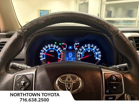 Used 2016 Toyota 4Runner Limited image 42