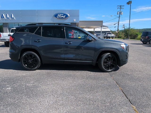 Used 2019 GMC Terrain SLT w/ Preferred Package AWD/4WD image 32