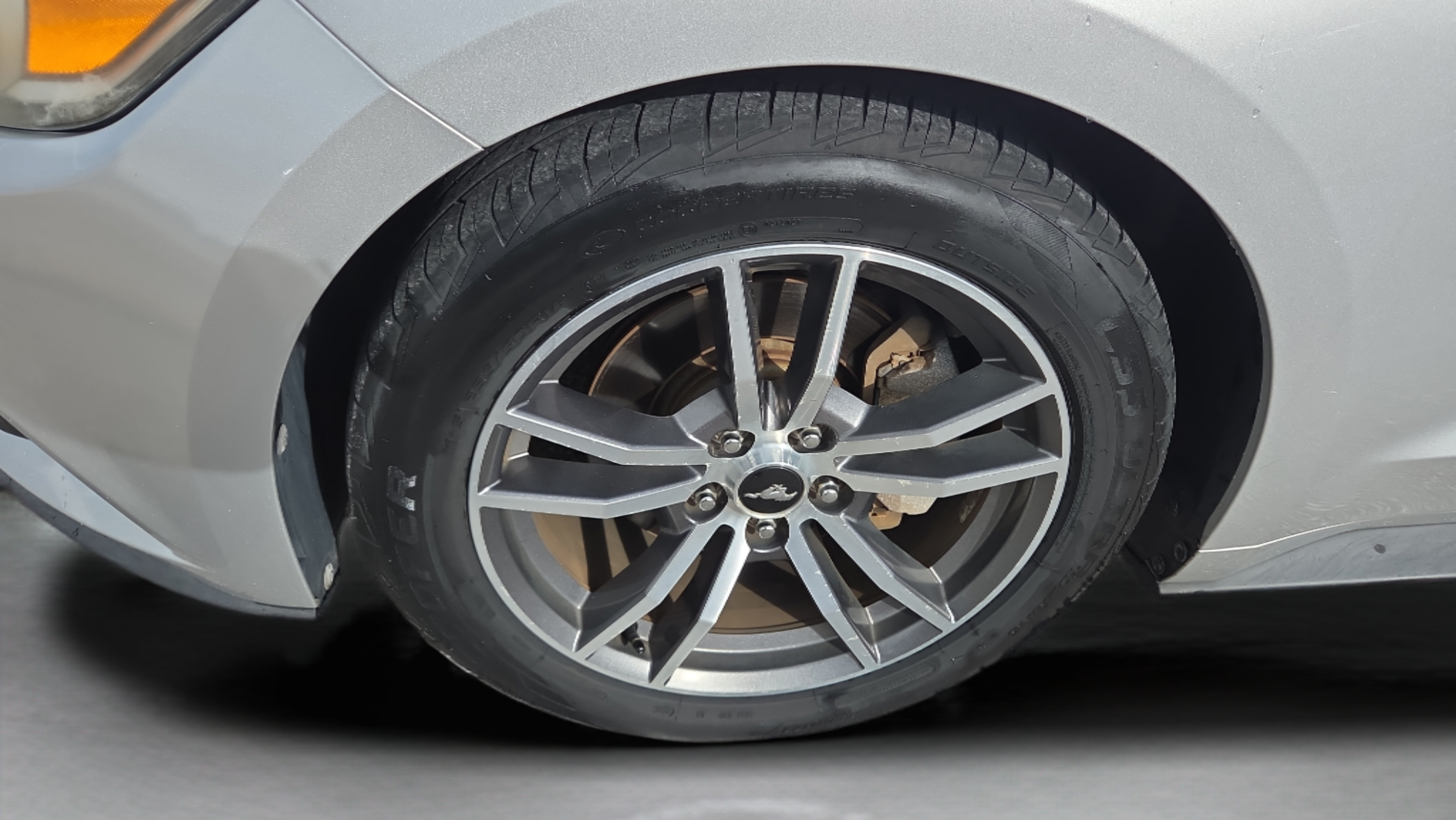 Used 2016 Ford Mustang Premium RWD image 17