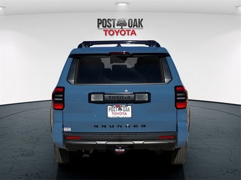 New 2026 Toyota 4Runner SR5 image 6