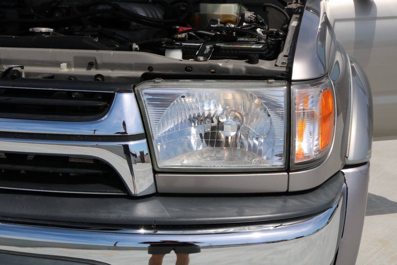 Used 2002 Toyota 4Runner SR5 AWD/4WD image 63