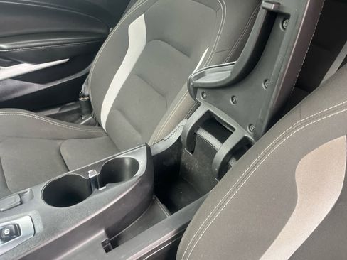 Used 2020 Chevrolet Camaro LT image 17