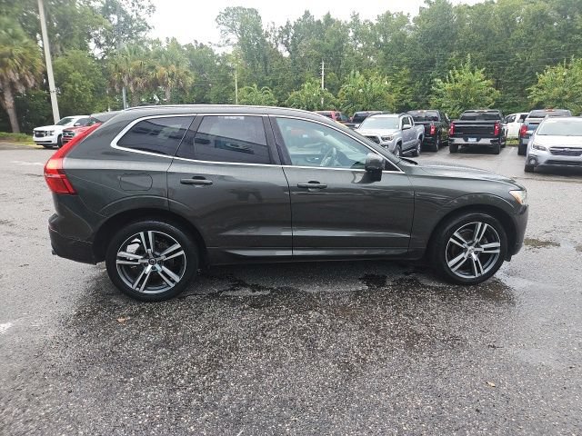 Used 2020 Volvo XC60 T5 Momentum FWD image 9