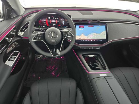 New 2025 Mercedes-Benz E 350 Sedan image 18