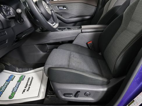 Used 2021 Nissan Rogue SV image 13