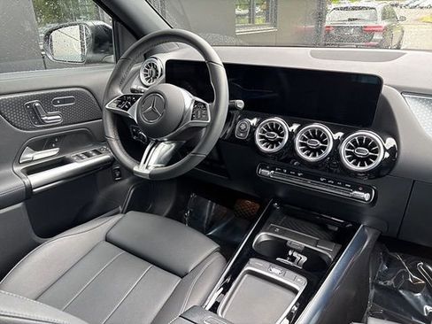 Certified 2025 Mercedes-Benz GLA 250 4MATIC image 36